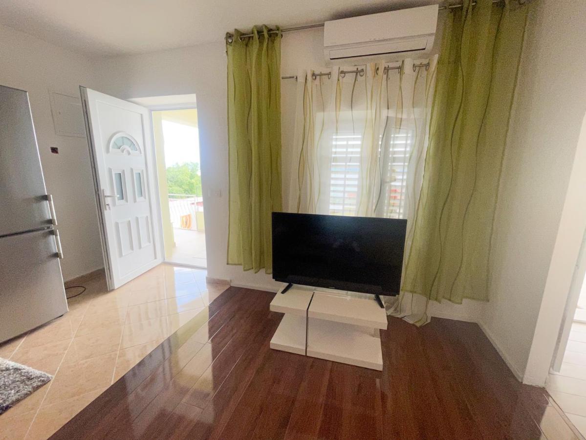 Apartmani Fabijan&Florijan 德拉马利 外观 照片